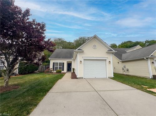 2855 Mossy Meadow Dr, High Point, NC, 27265-7961 | Card Image