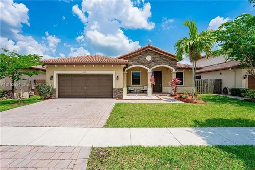 3653 Se 2nd Ct, Homestead, FL, 33033-7189 | Card Image