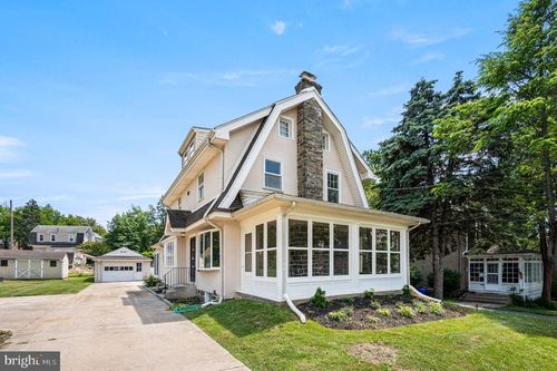 233 S Fairview Ave, UPPER DARBY, PA, 19082-2917 | Card Image