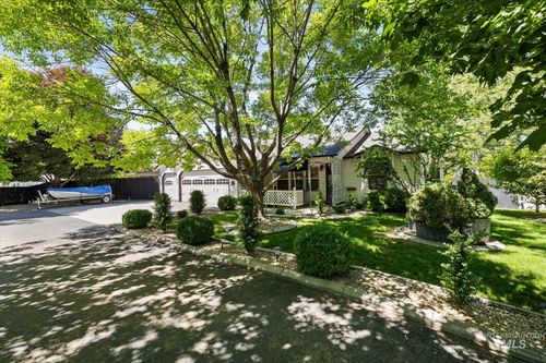 2800 Taylor Ct, Nampa, ID, 83686-7181 | Card Image