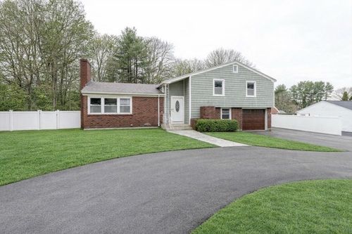 300 Chapman St, Canton, MA, 02021-2059 | Card Image