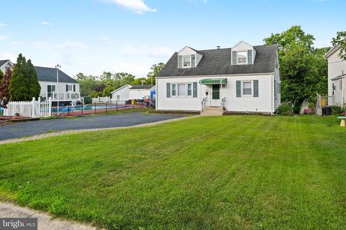 169 Phillips Ave, Hamilton, NJ, 08610-2619 | Card Image
