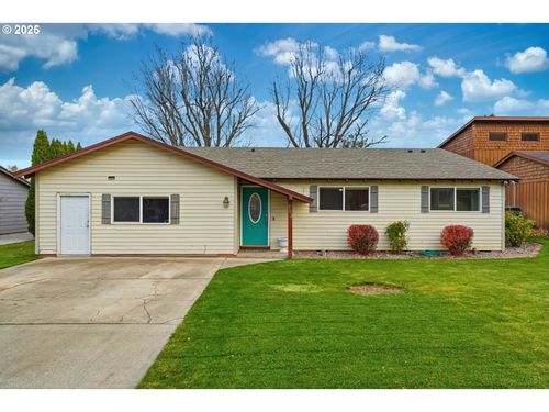 303 Dehaven St, Milton-Freewater, OR, 97862-1047 | Card Image