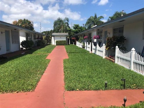 15-2325 Garfield St, Hollywood, FL, 33020-3446 | Card Image