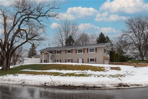 10 Nevins Road, Henrietta, NY, 14467 | Card Image