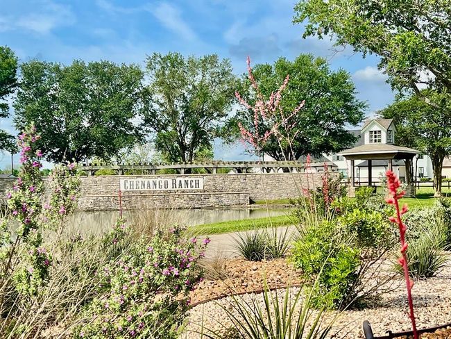 443 Lakeview Dr, Home with 0 bedrooms, 0 bathrooms and null parking in Angleton TX | Image 6