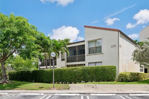 apt-104d-2305 S Cypress Bend Dr, Pompano Beach, FL, 33069-4417 | Card Image