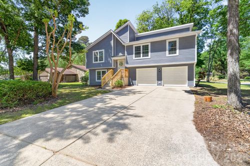 10730 Coachman Cir, Charlotte, NC, 28277-9145 | Card Image