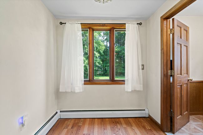136 Bloomfield Ave, House other with 3 bedrooms, 2 bathrooms and 3 parking in Windsor CT | Image 18