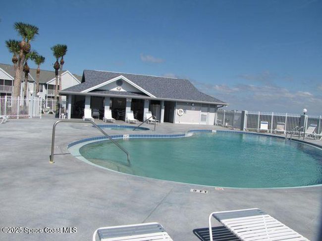 206 - 7330 N Highway 1, Condo with 3 bedrooms, 2 bathrooms and null parking in Cocoa FL | Image 11