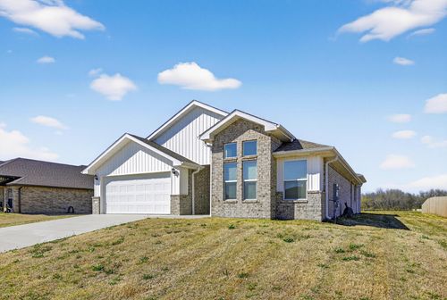 2306 N Greystone Sq, Webb City, MO, 64870-9279 | Card Image