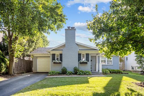 33 June Ter, Lake Forest, IL, 60045-3206 | Card Image