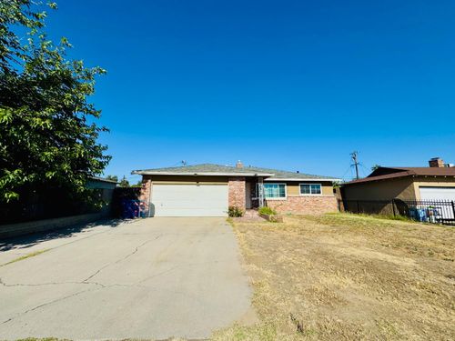 132 Sequoia, Bakersfield, CA, 93308 | Card Image