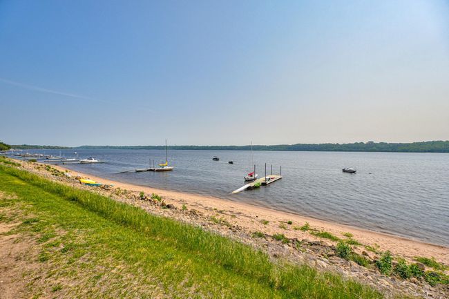 1822 Riviera Ave S, House other with 3 bedrooms, 3 bathrooms and null parking in Lake Saint Croix Beach MN | Image 32