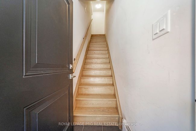 17 - 8 Sayers Lane, Condo with 3 bedrooms, 3 bathrooms and 1 parking in Richmond Hill ON | Image 8