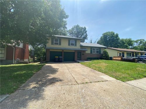 5223 Cypress Ave, Kansas City, MO, 64130-3136 | Card Image