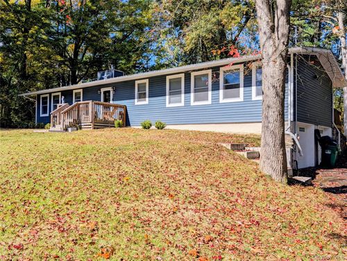 32 Greentree Dr N, Hyde Park, NY, 12538-2141 | Card Image