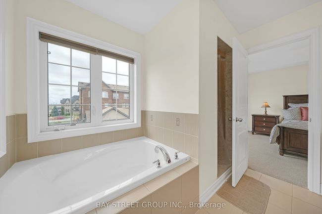 2 Pelee Ave, House other with 4 bedrooms, 3 bathrooms and 2 parking in Kleinburg ON | Image 30