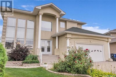 621 Brookhurst Crt, House other with 5 bedrooms, 4 bathrooms and null parking in Saskatoon SK | Image 2