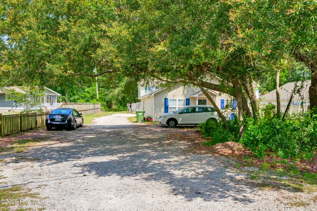 400 Beasley Rd, House other with 3 bedrooms, 2 bathrooms and 6 parking in Wilmington NC | Image 4