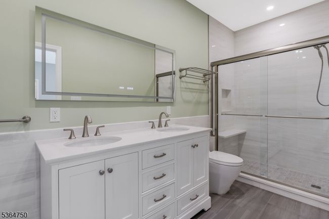 33 Briarwood Dr E, House other with 4 bedrooms, 3 bathrooms and null parking in Warren NJ | Image 20