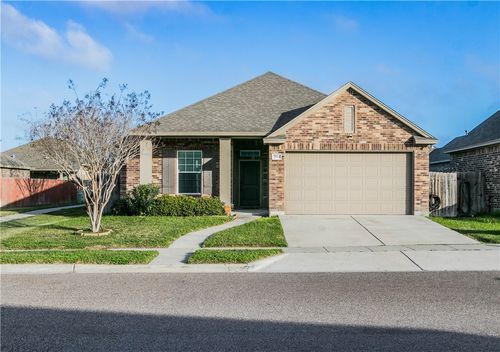 7834 Lands End Dr, Corpus Christi, TX, 78414-4402 | Card Image