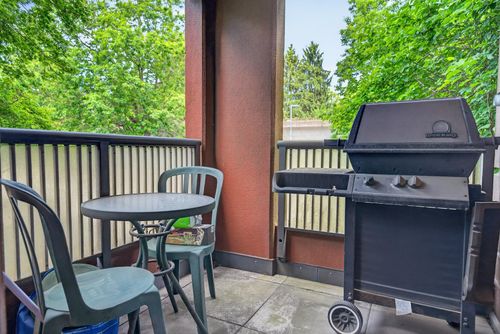 208-5288 Melbourne St, Vancouver, BC, V5R6E6 | Card Image