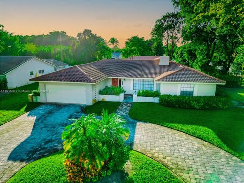 284 Nw 92nd Ave, Coral Springs, FL, 33071-6917 | Card Image