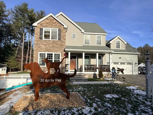 30 Aprils Way, Tewksbury, MA, 01876-4624 | Card Image
