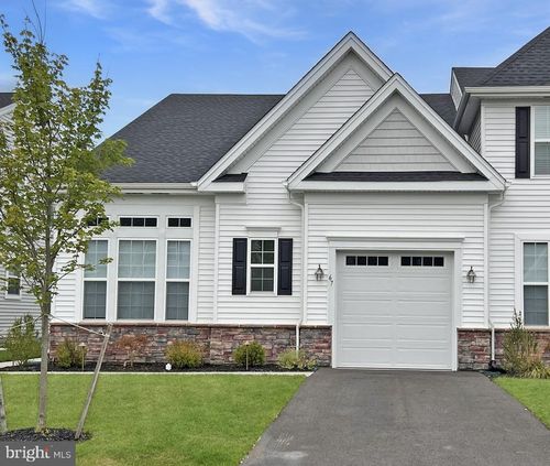 67 Aqueduct Blvd, New Egypt, NJ, 08533-1726 | Card Image