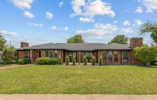306 Bardfield Ave, Garland, TX, 75041-5112 | Card Image