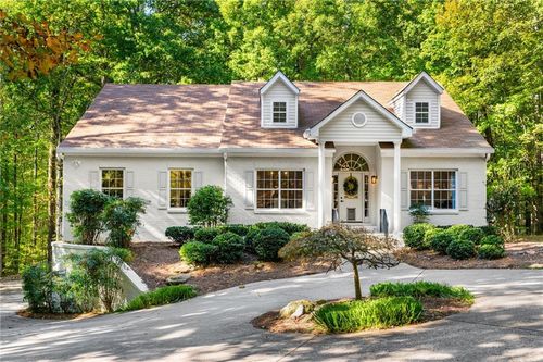16218 Henderson Rd, alpharetta, GA, 30004-2761 | Card Image