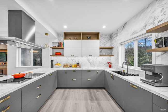 4 - 2115 Spring St, Townhouse with 4 bedrooms, 3 bathrooms and 3 parking in Port Moody BC | Image 4