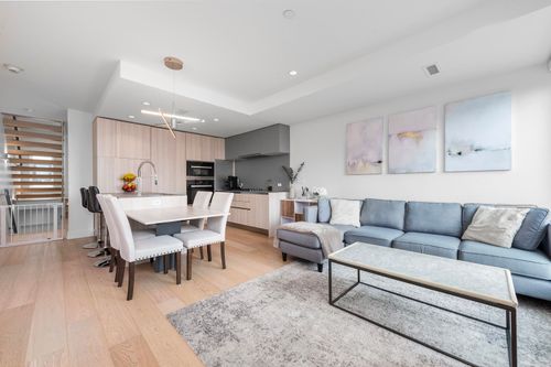 138 Woodstock Ave W, Vancouver, BC, V5Y0N1 | Card Image