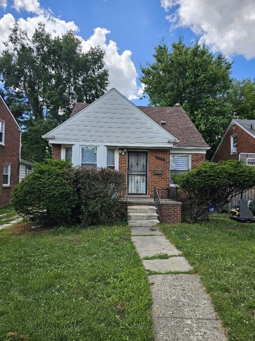 15485 Stout St, Detroit, MI, 48223-1630 | Card Image