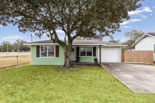 245 Hebert St, Bridge City, TX, 77611-4124 | Card Image