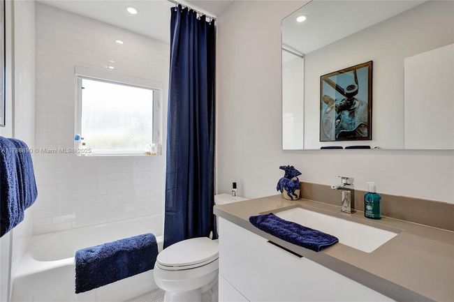552 Alminar Ave, House other with 2 bedrooms, 2 bathrooms and null parking in Coral Gables FL | Image 20