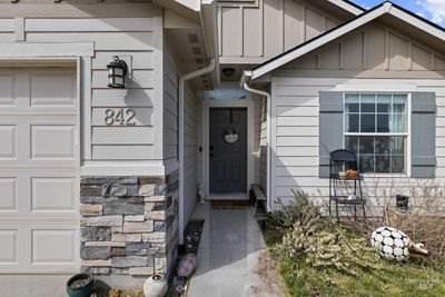 842 Sw Levant Way, House other with 3 bedrooms, 2 bathrooms and 2 parking in Mountain Home ID | Image 3