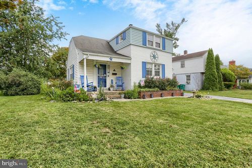 25 Maple Ave, CAMP HILL, PA, 17011-4119 | Card Image