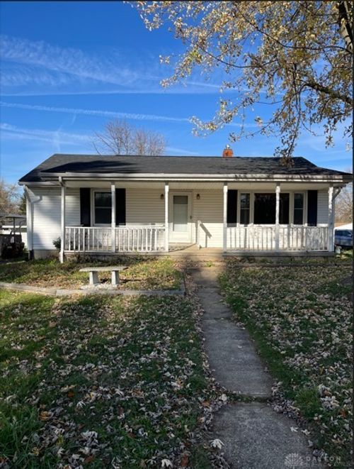 104 Ledbetter Rd, Xenia, OH, 45385-5327 | Card Image