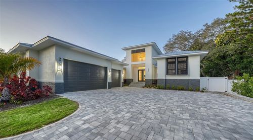 1537 Siesta Dr, Sarasota, FL, 34239-5820 | Card Image