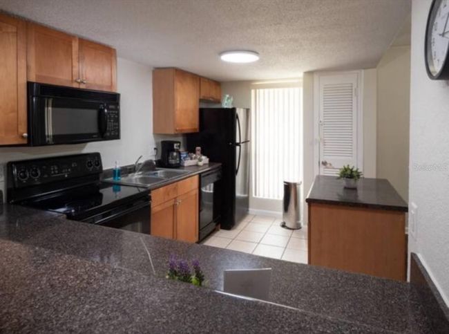 APT-178 - 1810 Nw 23 Rd Blvd, Condo with 2 bedrooms, 2 bathrooms and null parking in GAINESVILLE FL | Image 4