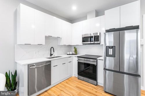 208-1358 Florida Ave Ne, WASHINGTON, DC, 20002-7127 | Card Image