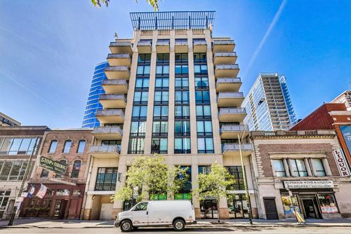 505-744 Clark St, Chicago, IL, 60654-7395 | Card Image