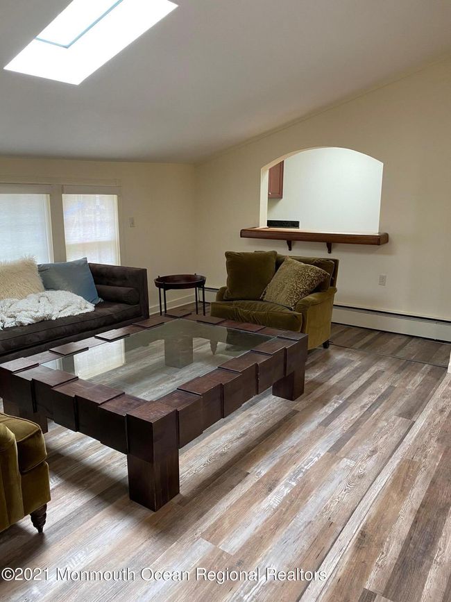 372 Lake Ave, House other with 4 bedrooms, 2 bathrooms and null parking in Oakhurst NJ | Image 5