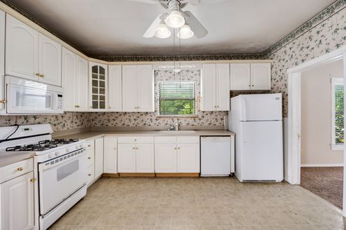704 E Main St, Ovilla, TX, 75154-3420 | Card Image