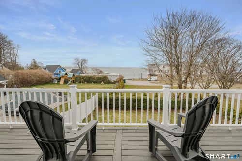 1092 Ocean Ave, New London, CT, 06320-2830 | Card Image