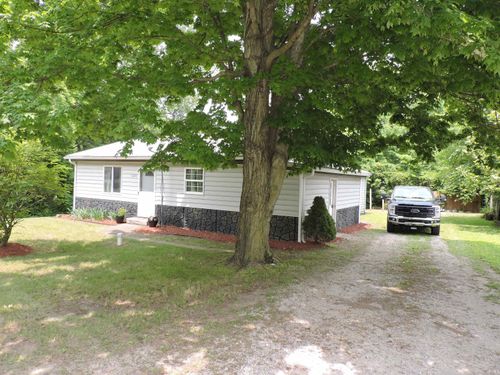 5294 W Finch Rd, Claypool, IN, 46510-9594 | Card Image