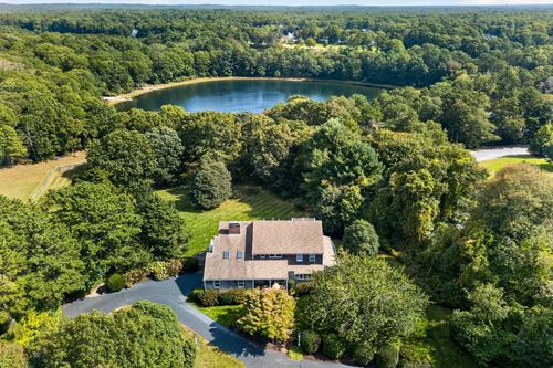 122 Country Club Road, Sandwich, MA, 02563 | Card Image