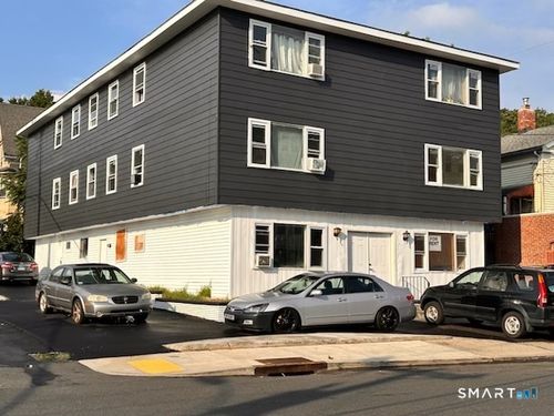 1a-1295 E Main St, Waterbury, CT, 06705-1023 | Card Image